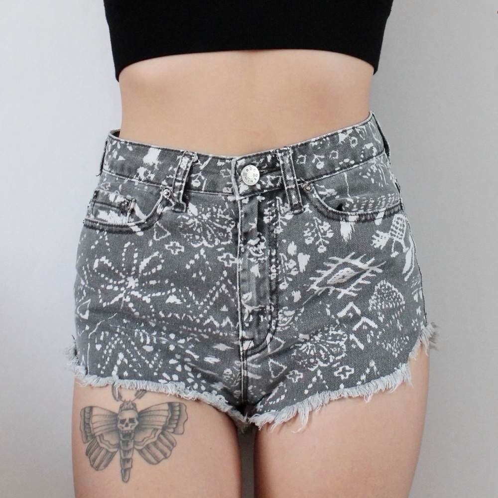 UO BDG Printed High-Rise Denim Dolphin Shorts